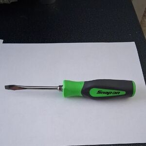 New Snap-on Green and Black Screwdriver SHD4